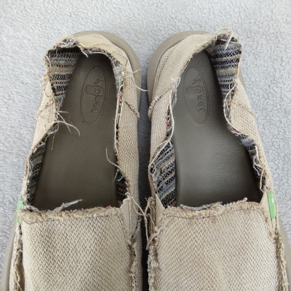 Sanuk Ladies Size 10 Slip On Beige Canvas Loafers Casual Surfer Style Shoes - Picture 6 of 10